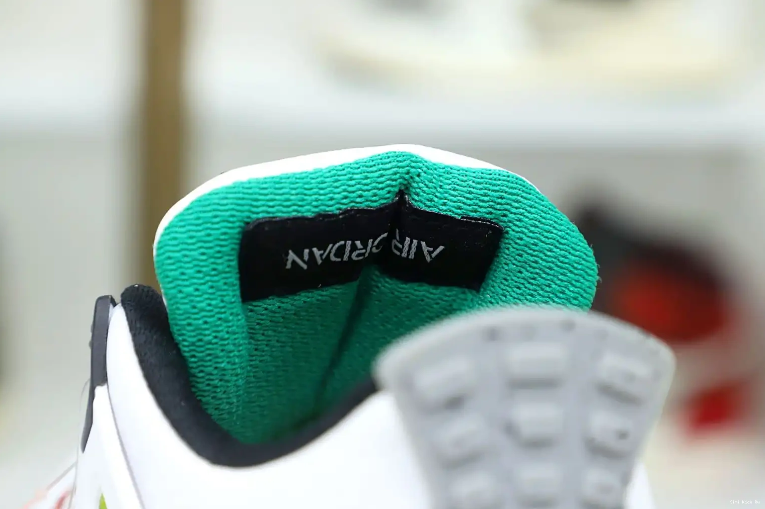 JORDAN 4 WMNS Kimikick AIR RETRO 'RAST 0811